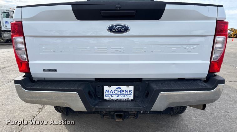 image for item FB3028 2020 Ford F350 Super Duty pickup truck