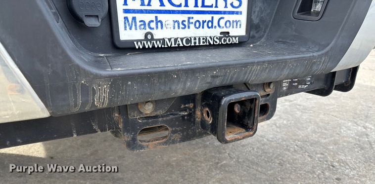 image for item FB3028 2020 Ford F350 Super Duty pickup truck