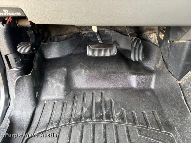 image for item FB3028 2020 Ford F350 Super Duty pickup truck