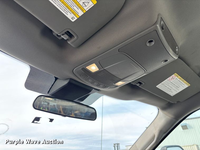 image for item FB3028 2020 Ford F350 Super Duty pickup truck