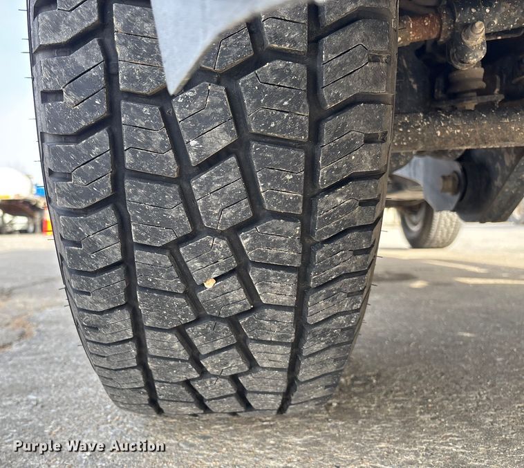 image for item FB3028 2020 Ford F350 Super Duty pickup truck