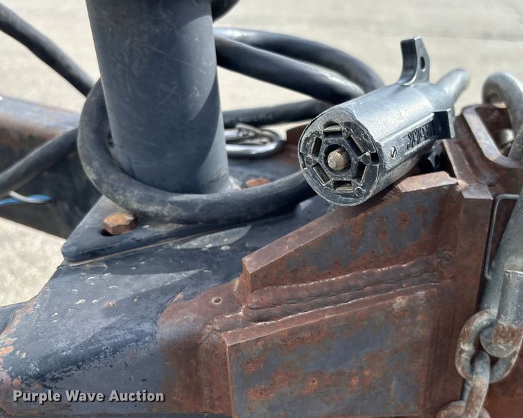 image for item FB3029 2005 Doolittle enclosed cargo trailer