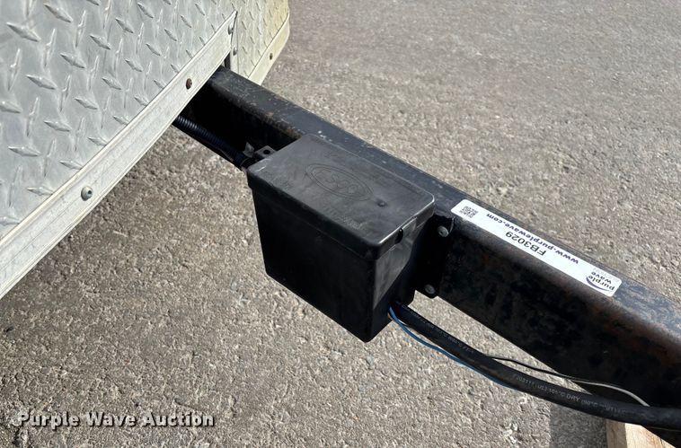 image for item FB3029 2005 Doolittle enclosed cargo trailer