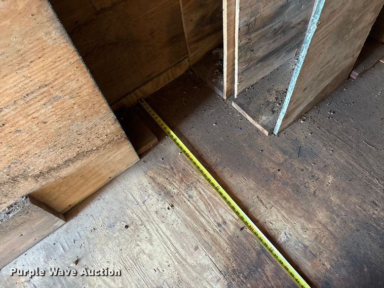 image for item FB3029 2005 Doolittle enclosed cargo trailer