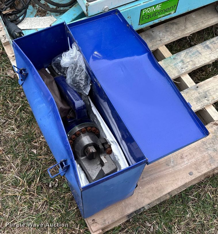 image for item FB3046 Tools