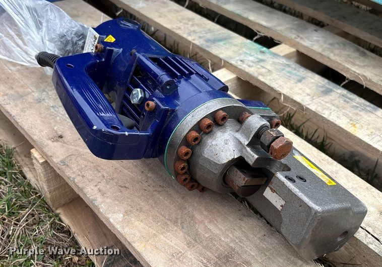 image for item FB3046 Tools