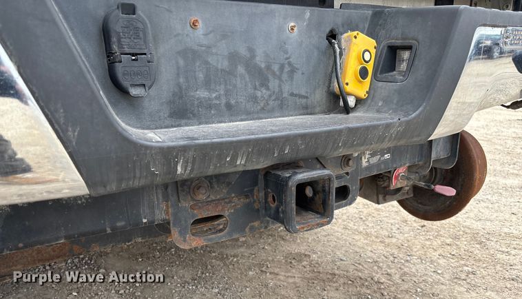 image for item FB3085 2019 Ford F350 Crew Cab pickup truck