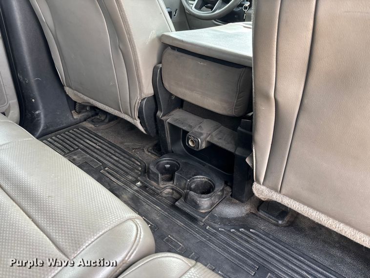 image for item FB3085 2019 Ford F350 Crew Cab pickup truck