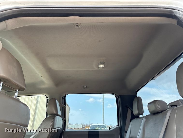 image for item FB3085 2019 Ford F350 Crew Cab pickup truck