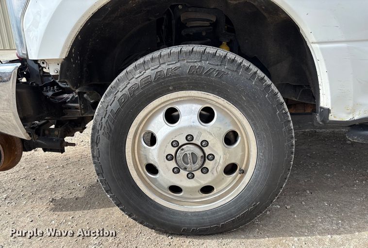 image for item FB3085 2019 Ford F350 Crew Cab pickup truck