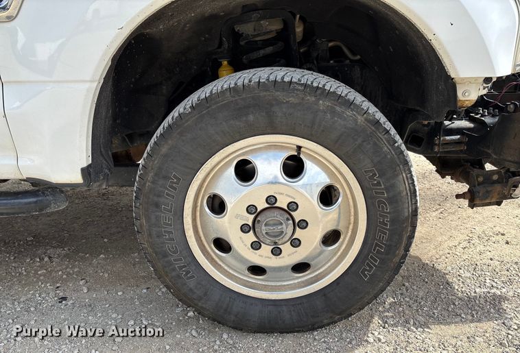 image for item FB3085 2019 Ford F350 Crew Cab pickup truck