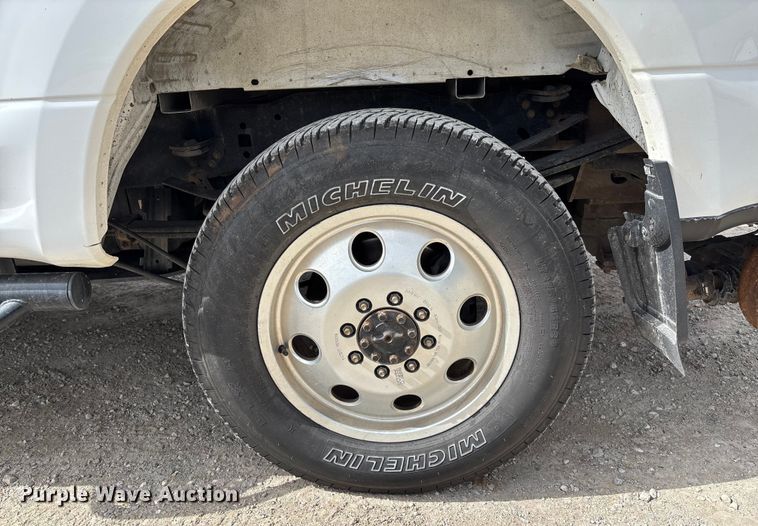 image for item FB3085 2019 Ford F350 Crew Cab pickup truck