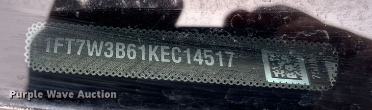 image for item FB3085 2019 Ford F350 Crew Cab pickup truck