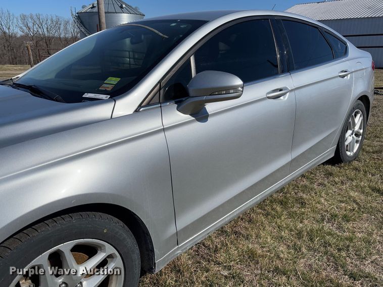 image for item FB3107 2016 Ford Fusion SE 