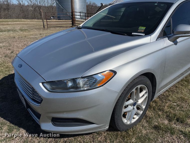 image for item FB3107 2016 Ford Fusion SE 