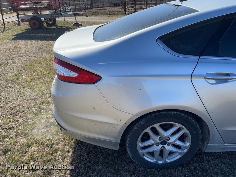 image for item FB3107 2016 Ford Fusion SE 