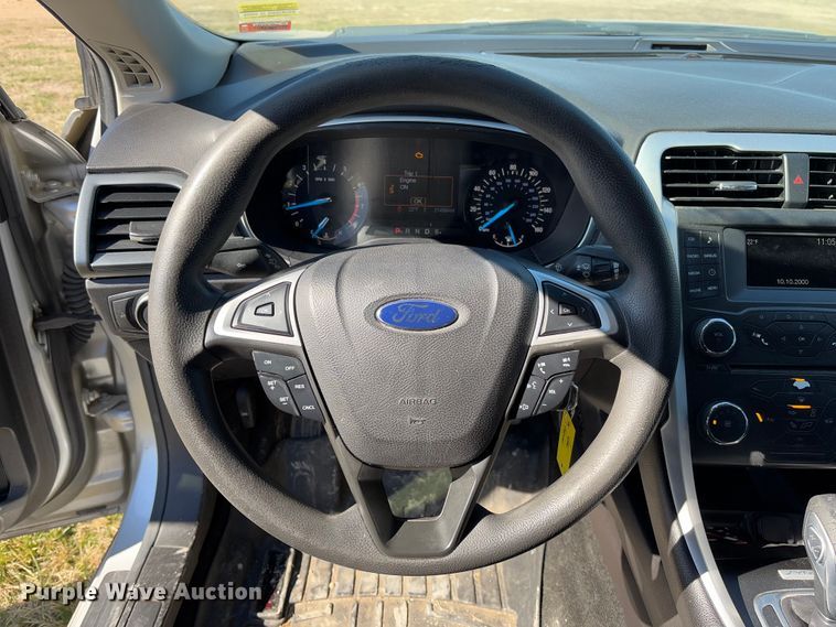 image for item FB3107 2016 Ford Fusion SE 