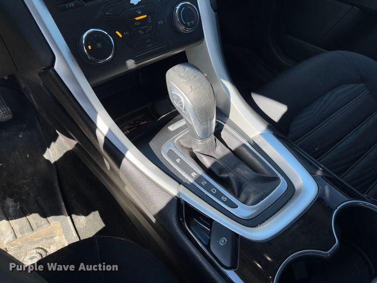 image for item FB3107 2016 Ford Fusion SE 