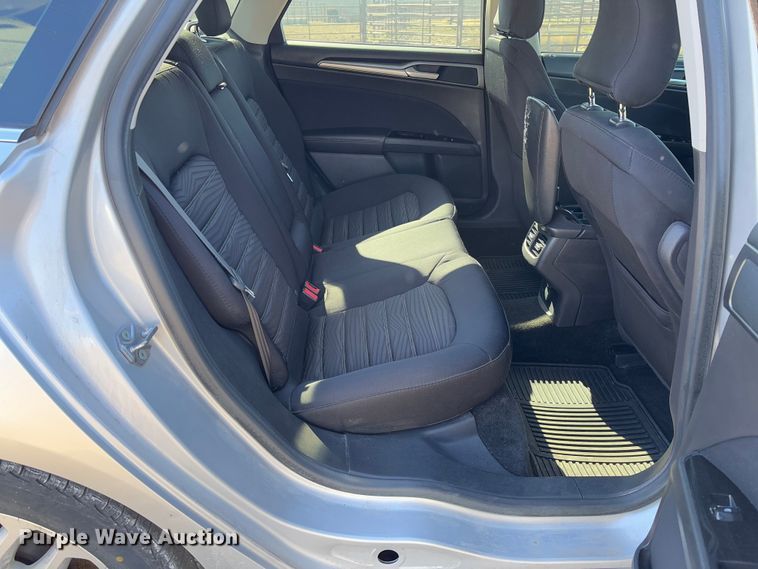 image for item FB3107 2016 Ford Fusion SE 