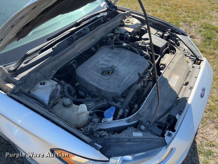 image for item FB3107 2016 Ford Fusion SE 