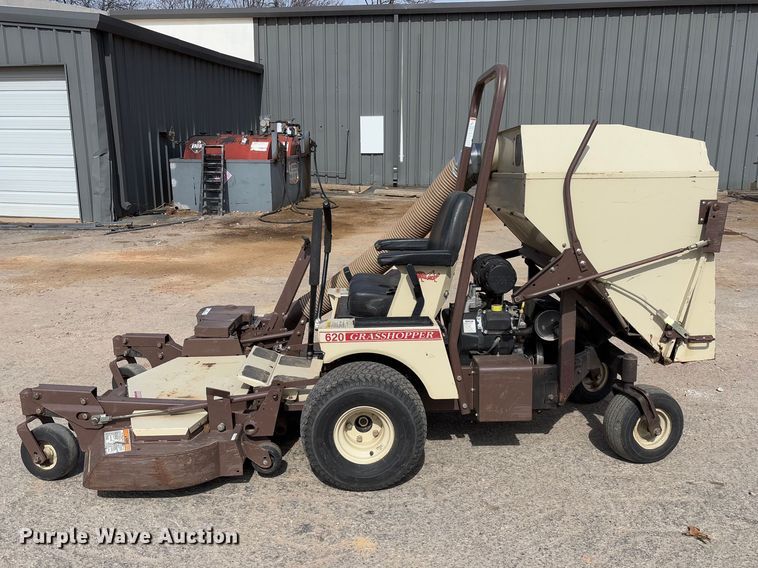 image for item FB3115 Grasshopper 620T2 ZTR lawn mower