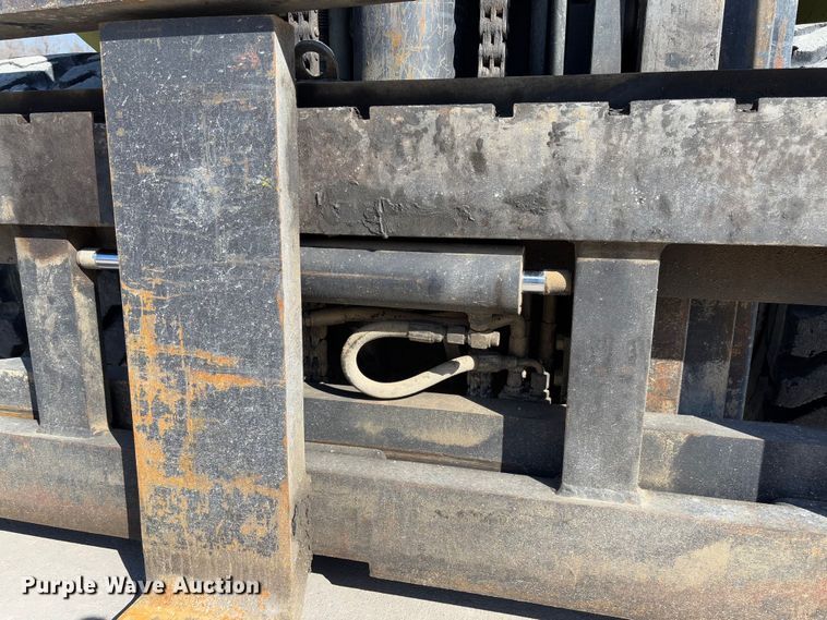 image for item FB3130 Clark CMP40D forklift