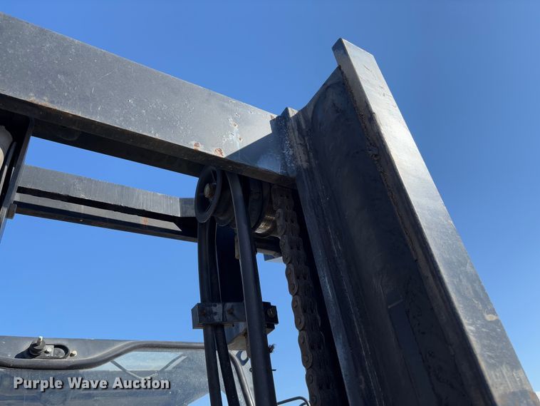 image for item FB3130 Clark CMP40D forklift