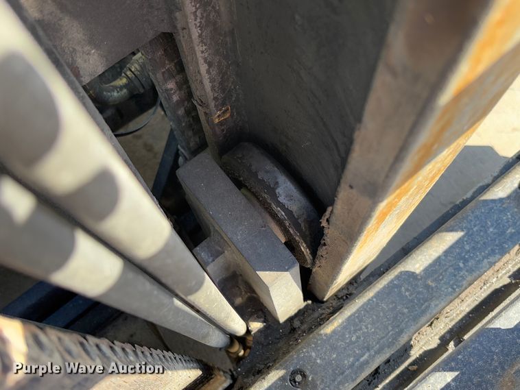 image for item FB3130 Clark CMP40D forklift