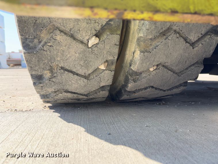 image for item FB3130 Clark CMP40D forklift