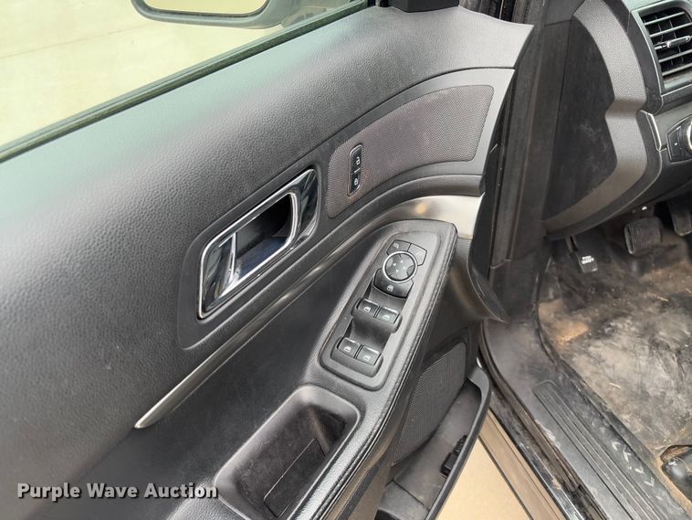 image for item FB3167 2017 Ford Explorer Police Interceptor SUV