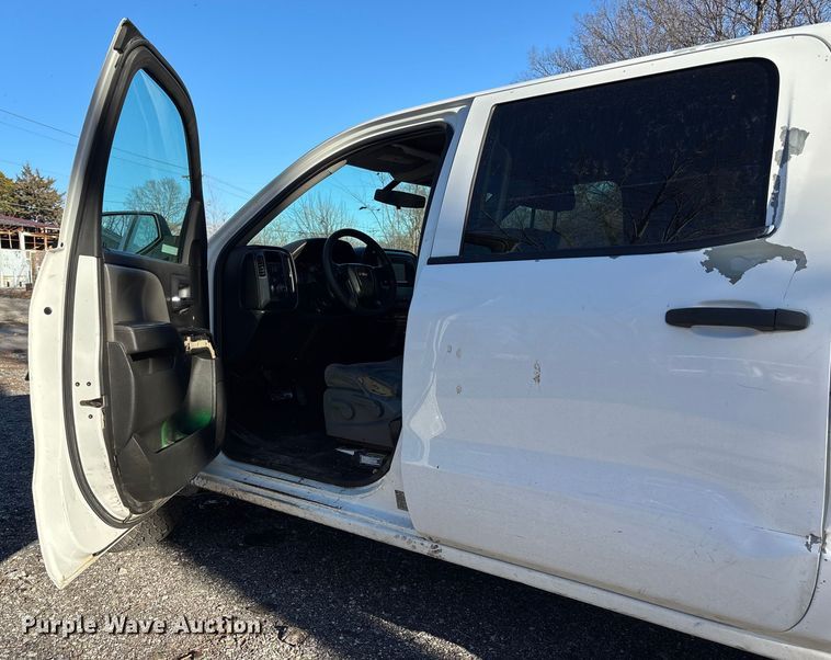 image for item FB3478 2015 GMC Sierra 1500 Crew Cab pickup truck