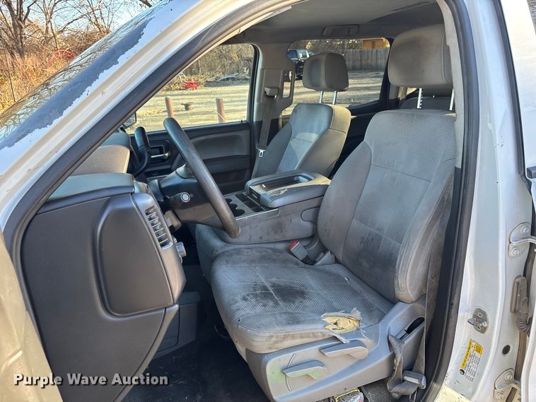 image for item FB3478 2015 GMC Sierra 1500 Crew Cab pickup truck