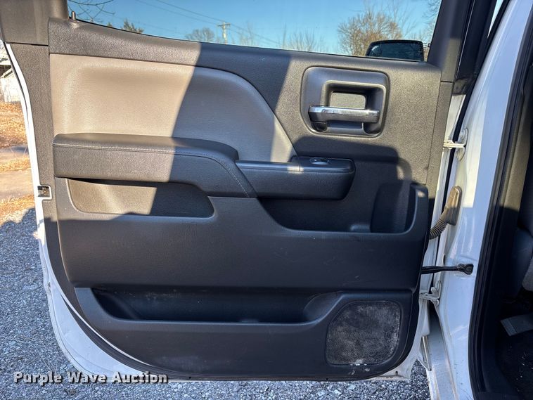 image for item FB3478 2015 GMC Sierra 1500 Crew Cab pickup truck