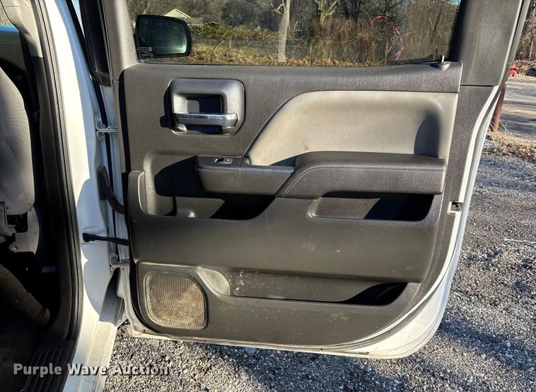 image for item FB3478 2015 GMC Sierra 1500 Crew Cab pickup truck