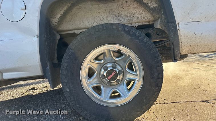 image for item FB3478 2015 GMC Sierra 1500 Crew Cab pickup truck