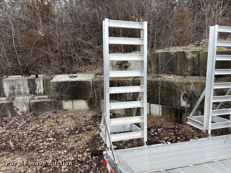 image for item FB3542 2023 H&H H8222HDAD-140 equipment trailer