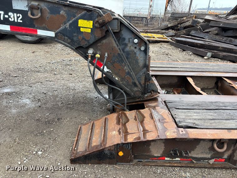 image for item FB3546 2000 Talbert 13DW-50SA-HRG-1-T1 lowboy equipment trailer