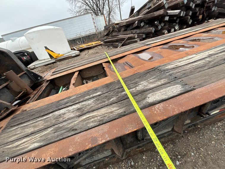 image for item FB3546 2000 Talbert 13DW-50SA-HRG-1-T1 lowboy equipment trailer