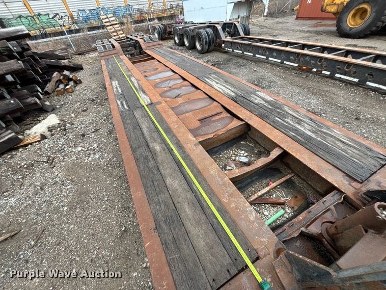 image for item FB3546 2000 Talbert 13DW-50SA-HRG-1-T1 lowboy equipment trailer