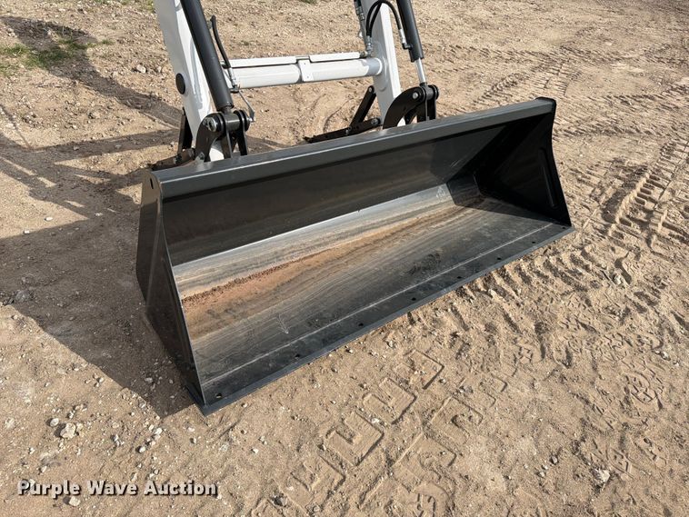 image for item FB7988 Bobcat CTLOADER FL9-5 loader