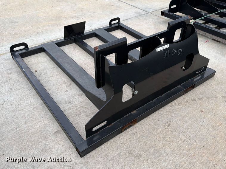 image for item FB7992 Metal pallet