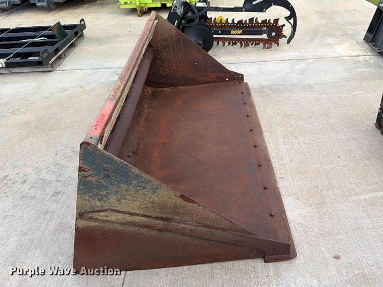 image for item FB7994 Bobcat skid steer bucket