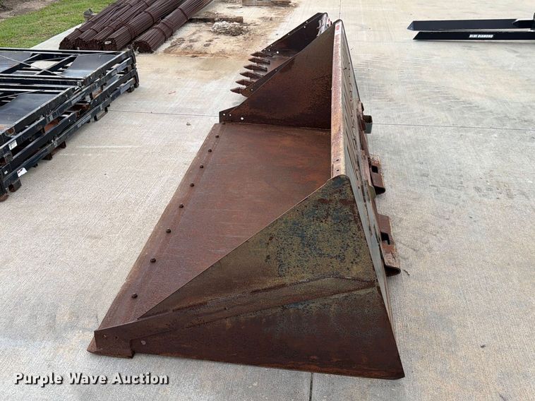 image for item FB7994 Bobcat skid steer bucket