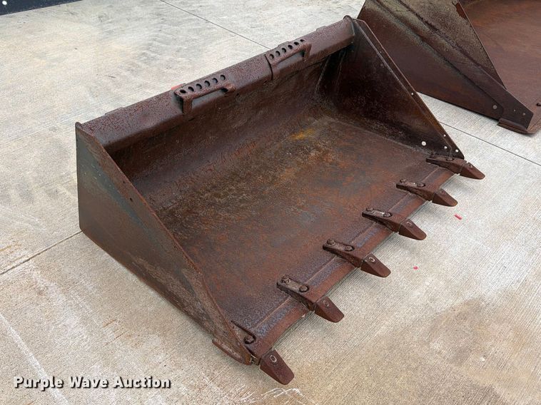 image for item FB7995 Bobcat skid steer bucket