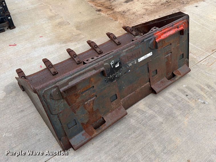 image for item FB7995 Bobcat skid steer bucket