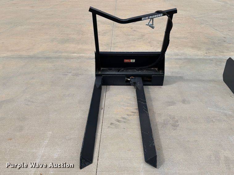 image for item FB7997 Blue Diamond 114092 kid steer nursery fork