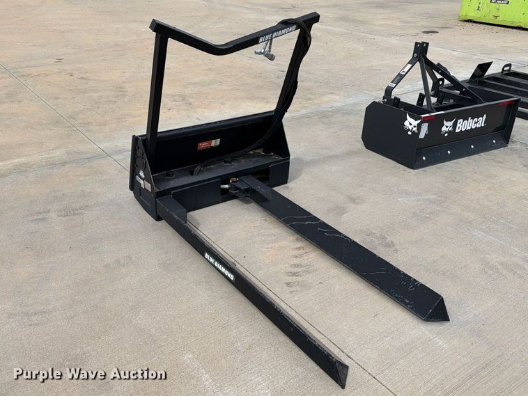 image for item FB7997 Blue Diamond 114092 kid steer nursery fork