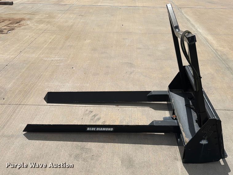 image for item FB7997 Blue Diamond 114092 kid steer nursery fork