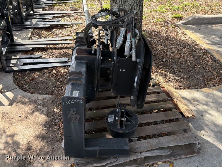 image for item FB7998 Blue Diamond 100505 skid steer post driver