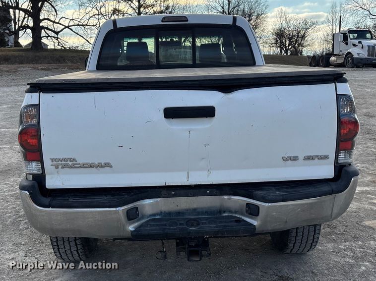 image for item FC1629 2008 Toyota Tacoma Ext. Cab pickup truck